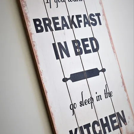 The Old Bank - Your Daire *