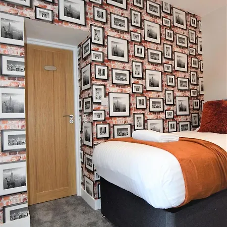 The Old Bank - Your Daire *