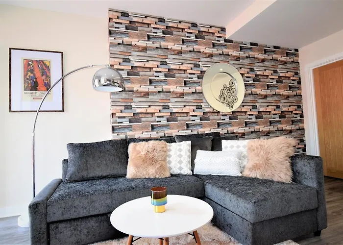 The Old Bank - Your 布里斯托